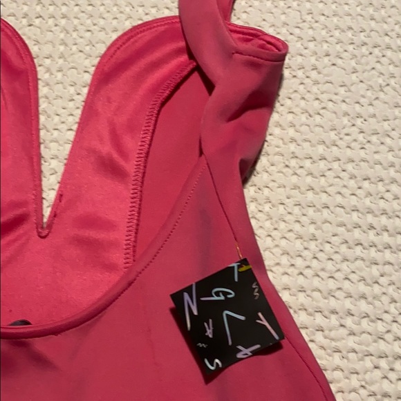 Dress - Picture 4 of 4